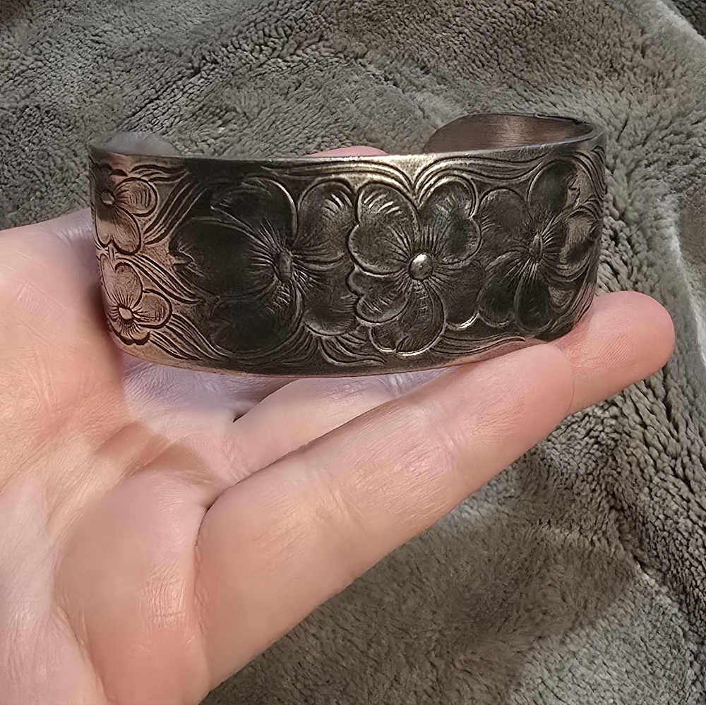 Salisbury Pewter July Cuff Bracelet